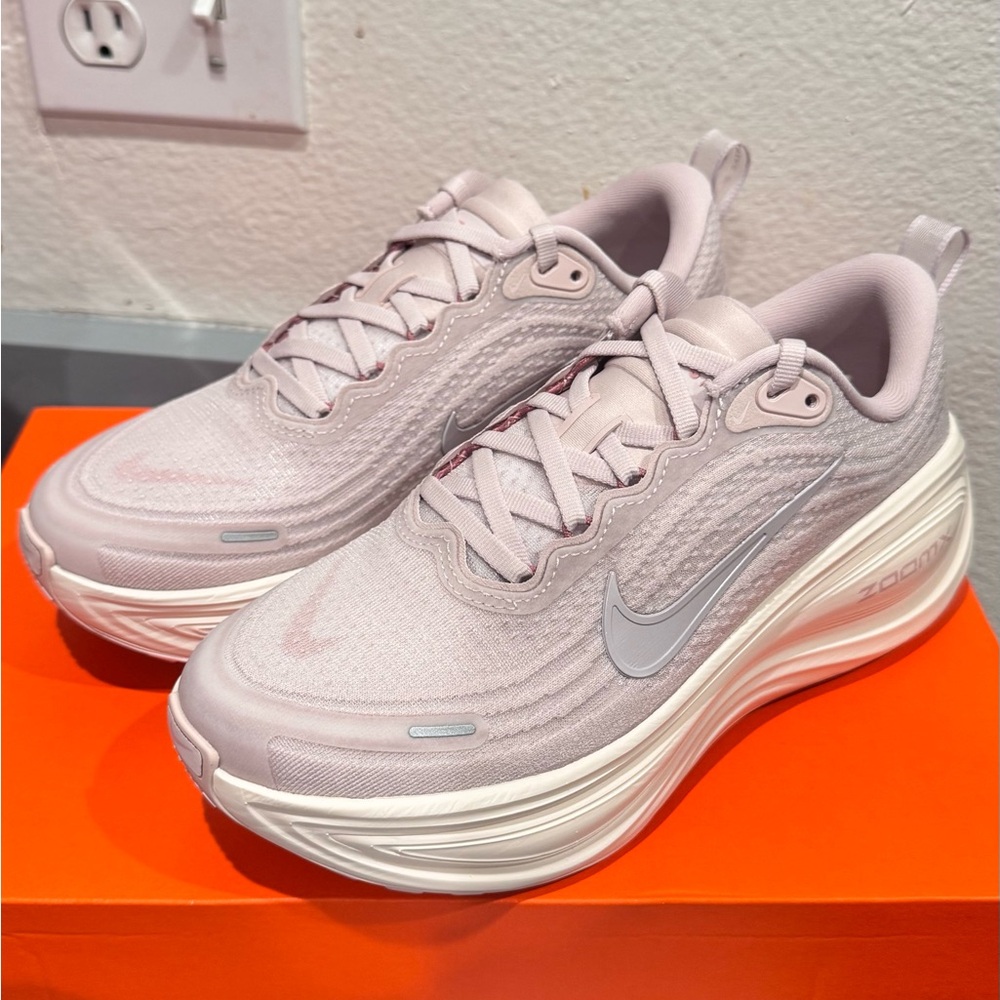 New Vomero Plus Women’s size 7